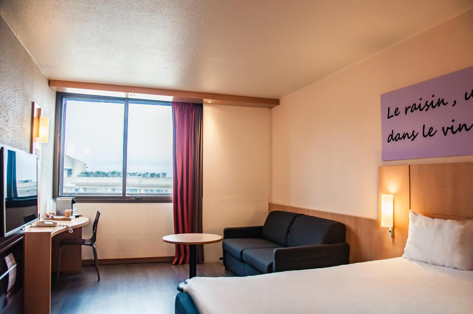 Ibis Montpellier Centre Comedie מראה חיצוני תמונה